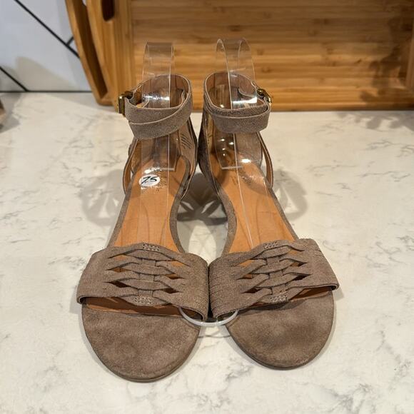 Seychelles Sincere mini Wedge Sandal Taupe suede bohemian chic classic size 7.5 - Picture 4 of 11